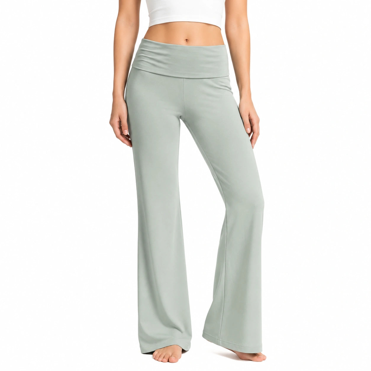 Pantaloni donna M in tessuto elasticizzato verde salvia a vita alta con gamba svasata